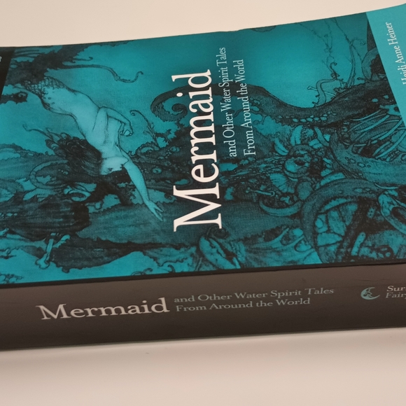 Book - Picture 4 of 4